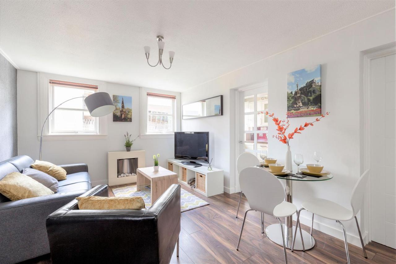 Stunning 1 Bed At Holyrood Palace & Arthurs Seat Edinburgh Bagian luar foto