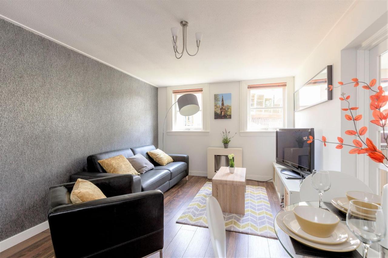 Stunning 1 Bed At Holyrood Palace & Arthurs Seat Edinburgh Bagian luar foto